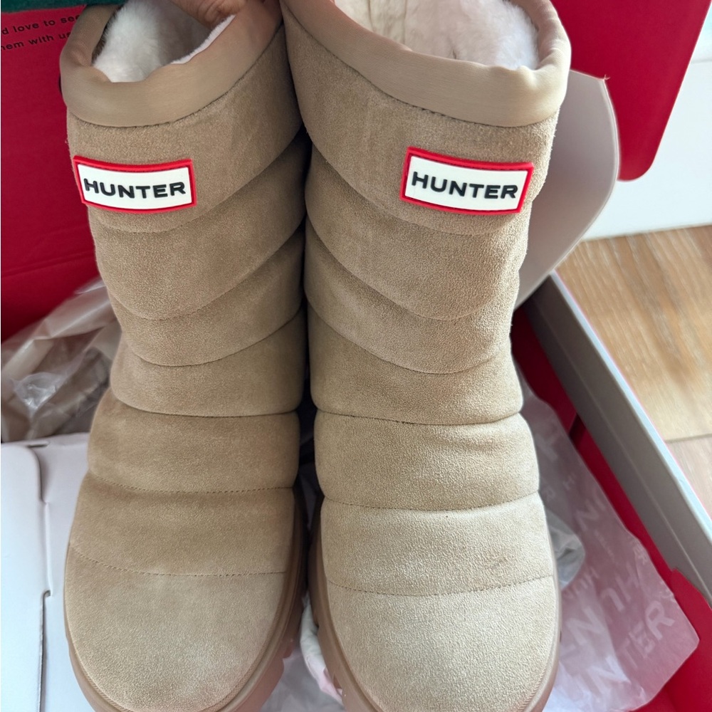 Hunter Red Box Packaging NWT - image 3